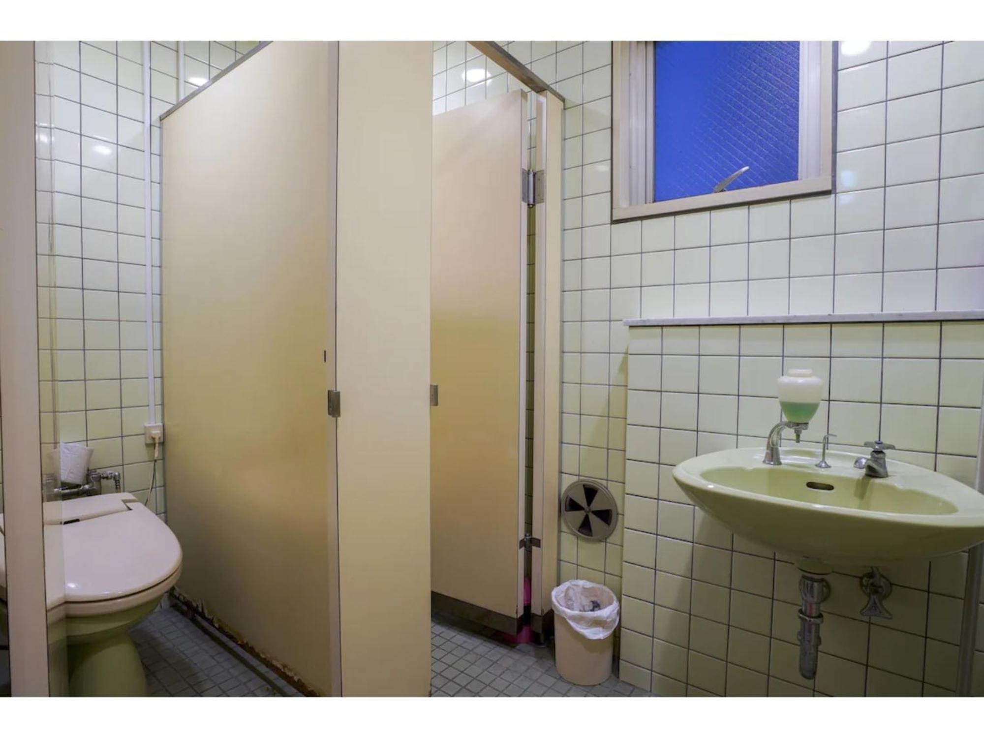 Male Only Capsule Inn Hamamatsucho - Vacation Stay 68799V Tokyo prefektur Exteriör bild
