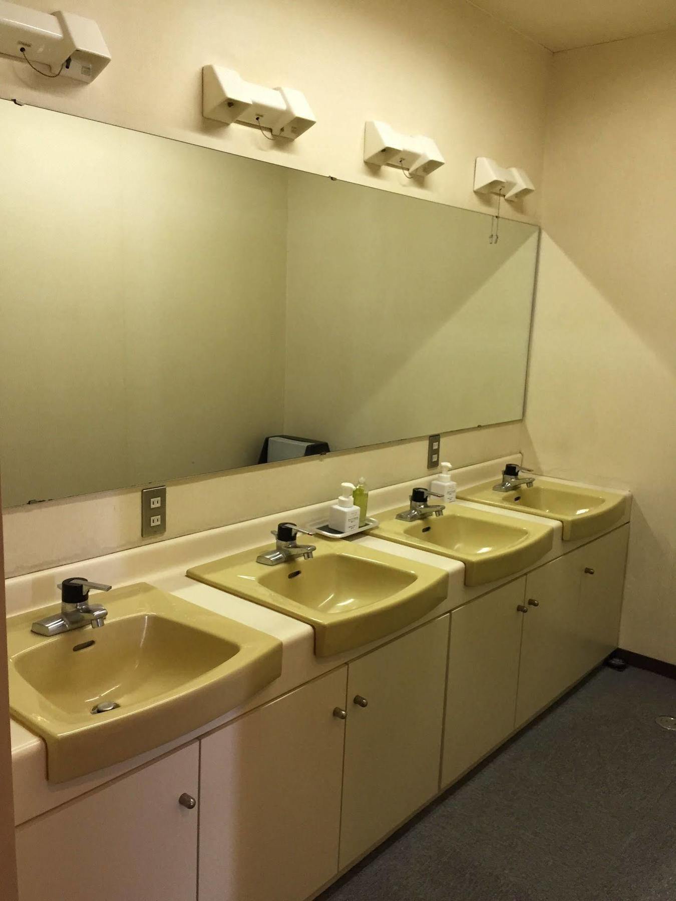 Male Only Capsule Inn Hamamatsucho - Vacation Stay 68799V Tokyo prefektur Exteriör bild